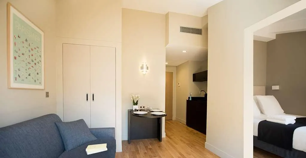Hotel Helzear Montparnasse Paris 4*,