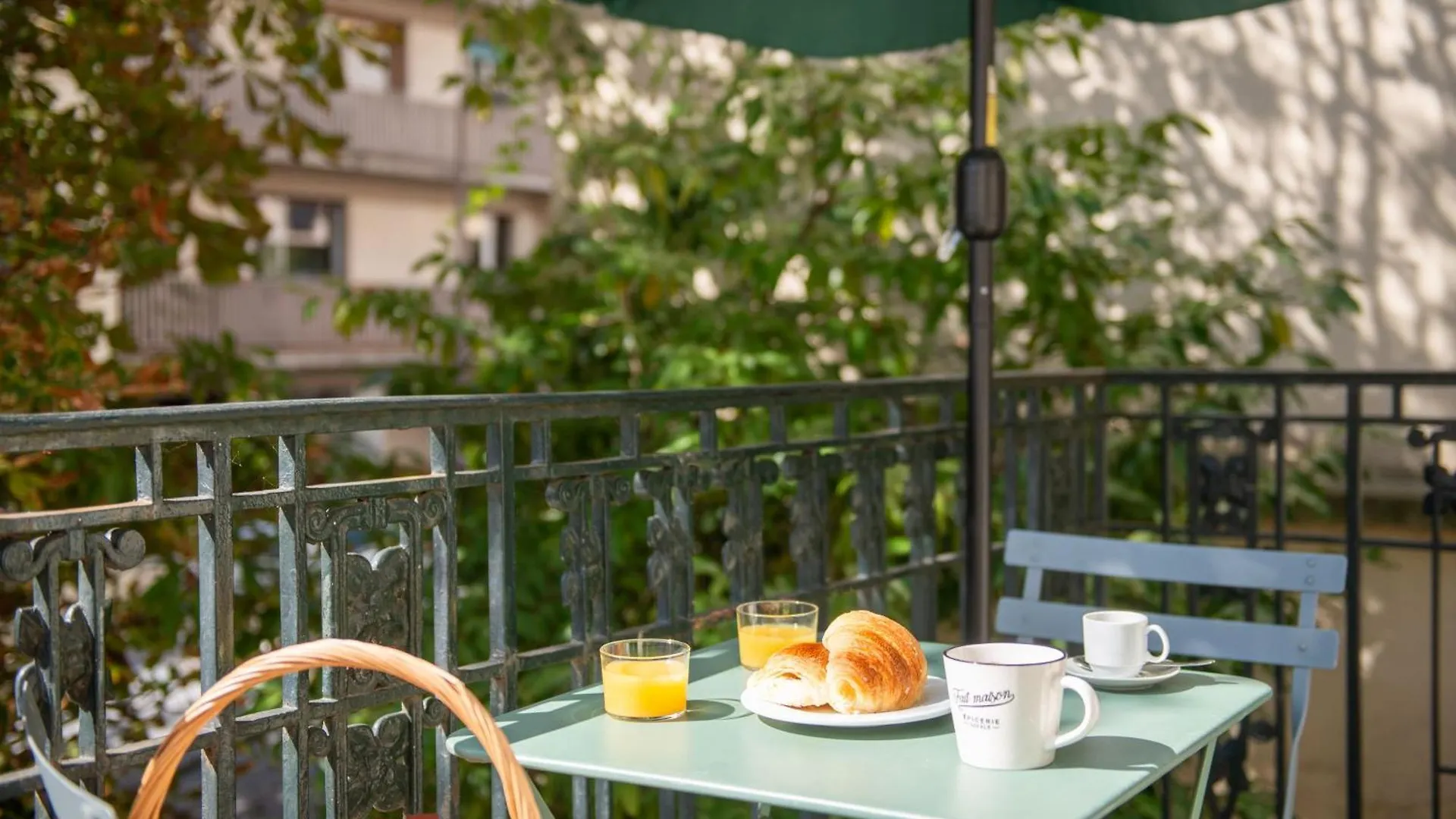 Hotel Helzear Montparnasse Paris 4*,