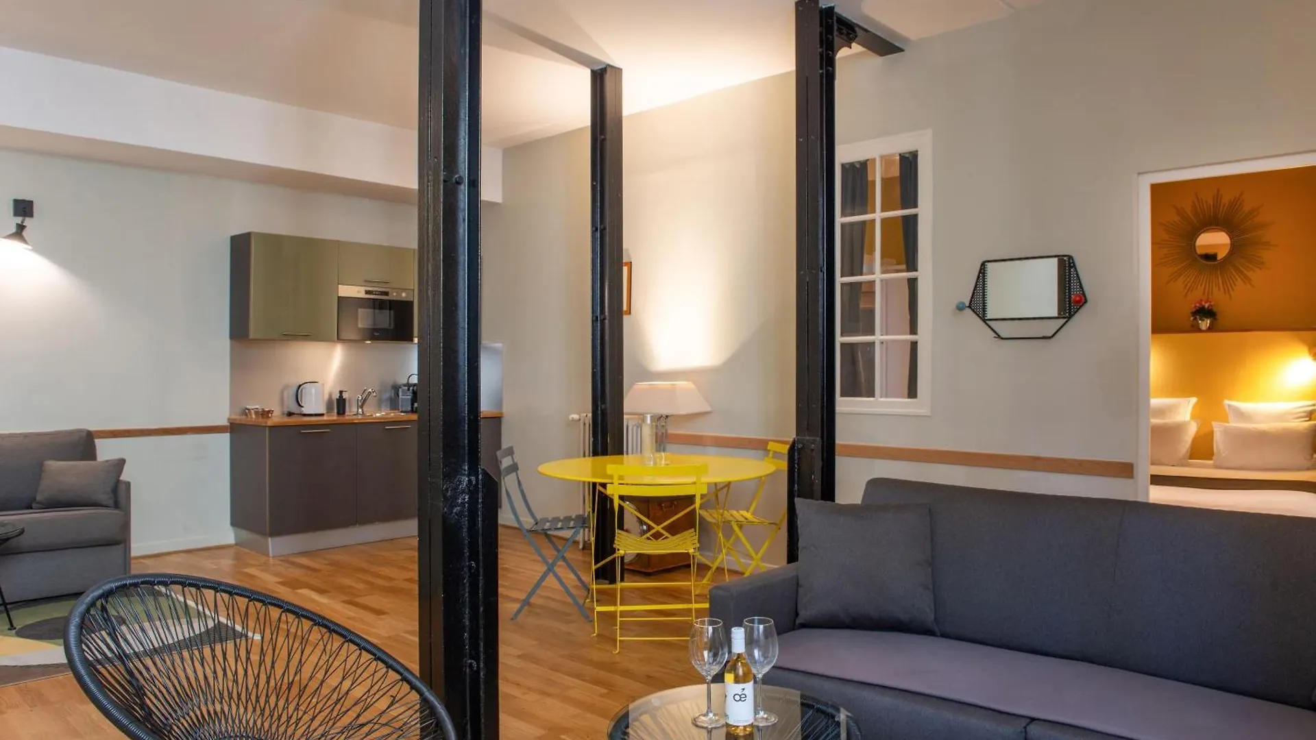 ****  Hotel Helzear Montparnasse Paris France